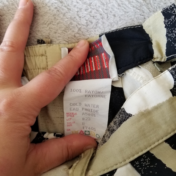 VINTAGE Midi Rayon Skirt with POCKETS ๐ - Picture 7 of 8